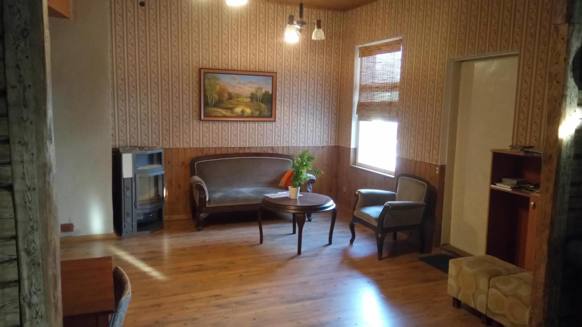 Vana Postimaja Accommodation Suure-Jaani Экстерьер фото