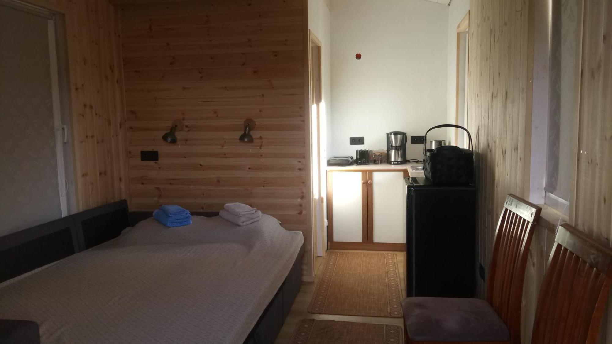 Vana Postimaja Accommodation Suure-Jaani Экстерьер фото